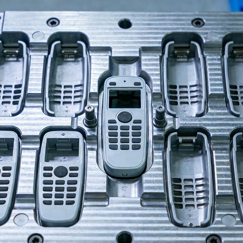 Precyzyjna forma wtryskowa do małych obudów zdalnego sterowania o dużej pojemności